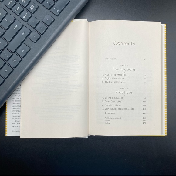 Digital Minimalism Choosing a Focused Life in a Noisy World Hardcover Book - Picture 7 of 16